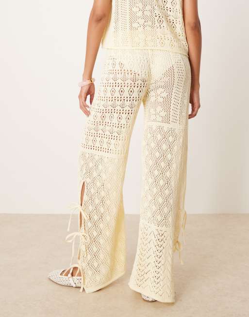 ASOS DESIGN knitted tie front trouser co-ord in ecru, 4 of 5