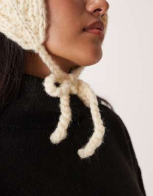 Asos Design Knitted Triangle Bonnet With Tie Detail In White