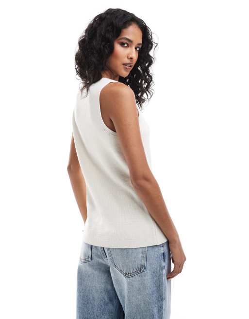 ASOS DESIGN knitted v neck waistcoat with gold buttons in cream, 4 of 4