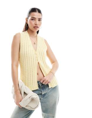 ASOS DESIGN knitted waistcoat in buttermilk-Yellow