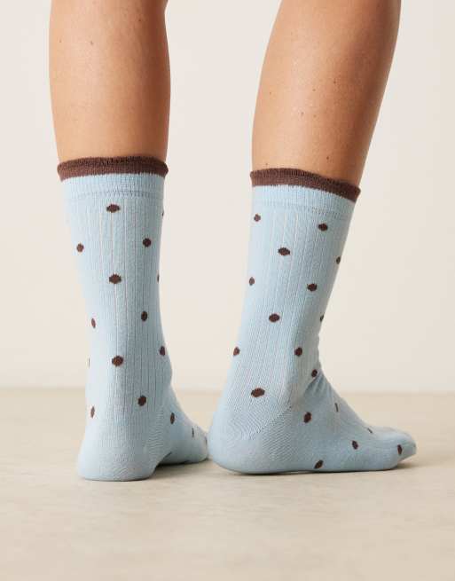 ASOS DESIGN – Knöchelhohe Socken in Blau mit braunen Polka Dots und Rüschendetail, 3 von 3