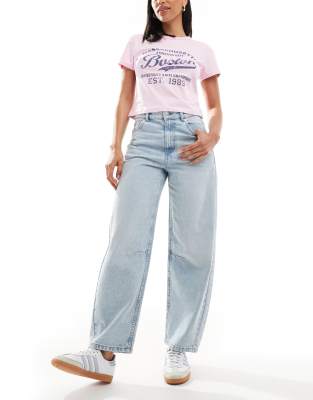 ASOS DESIGN - Knöchellange Barrel-Jeans in heller Waschung mit Bundriegel-Bunt