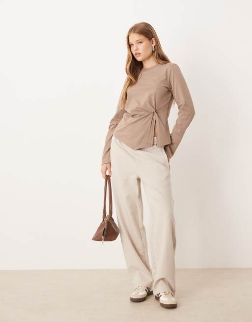 ASOS DESIGN knot detail long sleeve top in mocha, 4 of 4