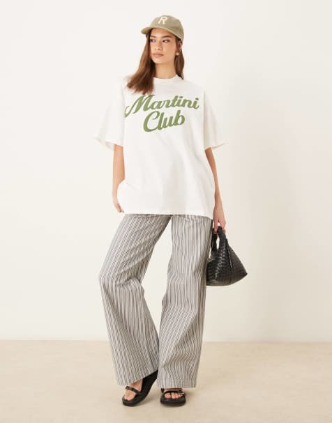 ASOS DESIGN – Kokosowy T-shirt oversize z napisem „Martini Club” - view 1