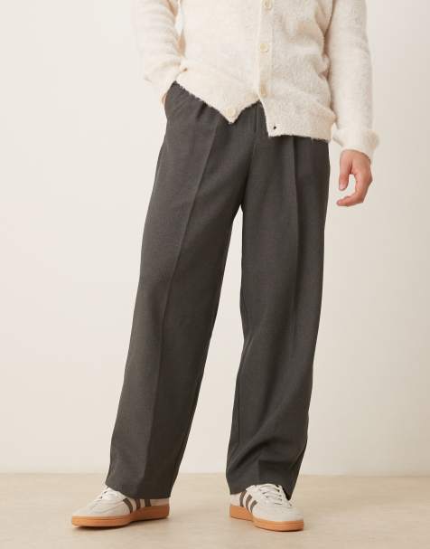 ASOS DESIGN - Koksgrå elegante bukser med bælte og brede ben samt plisseringer foran - view 1