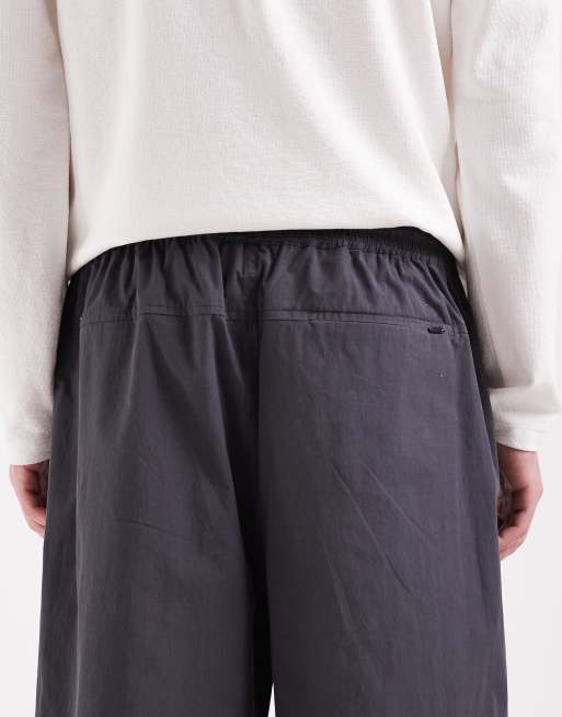 ASOS DESIGN - Koksgrå mellemlange jorts med elastik, 4 af 5