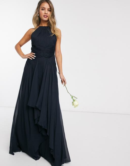 ASOS DESIGN – Koktajlowa sukienka maxi z marszczonym gorsetem i warstwową spódnicą