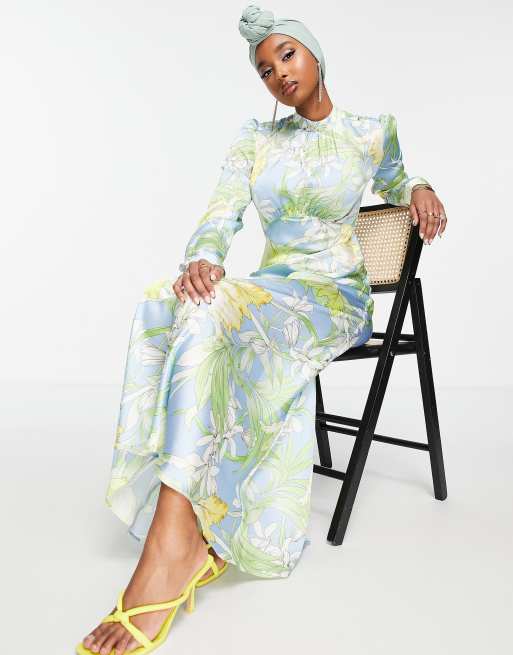 ASOS DESIGN – Koktajlowa sukienka maxi z satyny z zabudowanym dekoltem i nadrukiem w kwiaty
