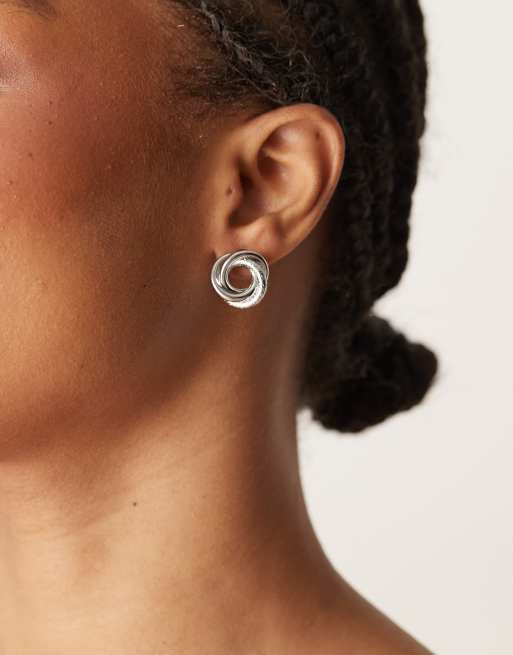 ASOS DESIGN – Kolczyki w kolorze srebra z motywem węzła