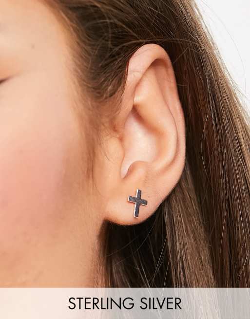 ASOS DESIGN – Kolczyki-wkrętki ze srebra wysokiej próby z motywem krzyża