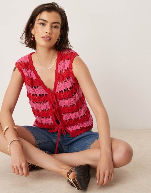 ASOS DESIGN – Kolorowa wiązana z przodu dzianinowa kamizelka w paski z ażurowym wzorem
