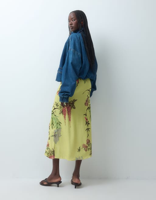 ASOS DESIGN Kombiteil-Midirock mit Mandarin-Detail und Schlitz in Gelb mit Blumenmuster, 2 von 9