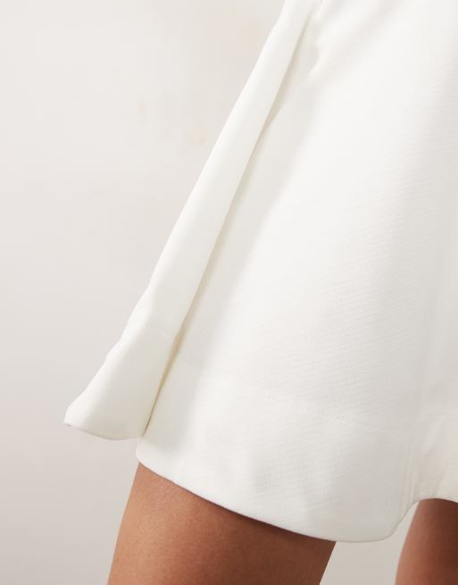 ASOS DESIGN Kombiteil Rock mit Bonded Circle und voluminösem Schnitt in Wolkenweiß, 4 von 5