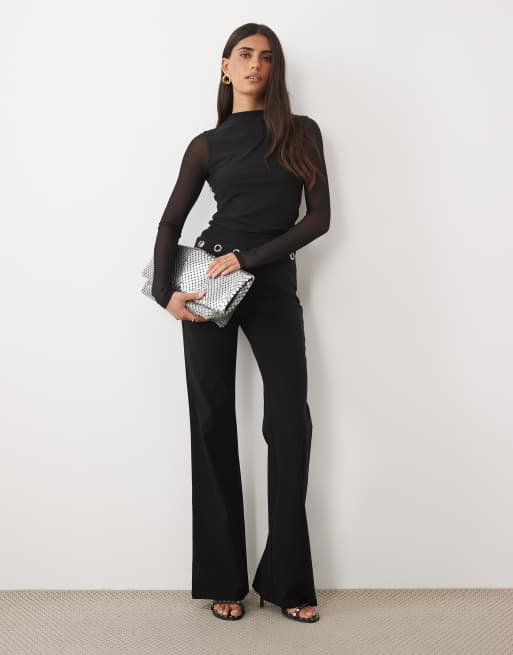 ASOS DESIGN kompaktes Langarm-Oberteil aus Baumwoll-Netz-Mix mit Schulterraffungen in Schwarz, 2 von 4