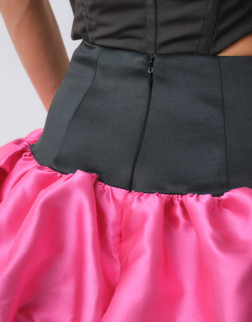 ASOS DESIGN kontrastfärgad ballongminikjol i svart och rosa, 4 av 5