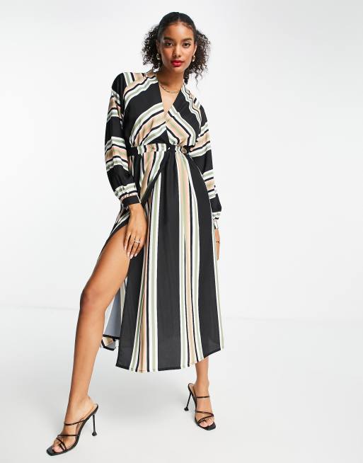 ASOS DESIGN – Kopertowa sukienka maxi w paski