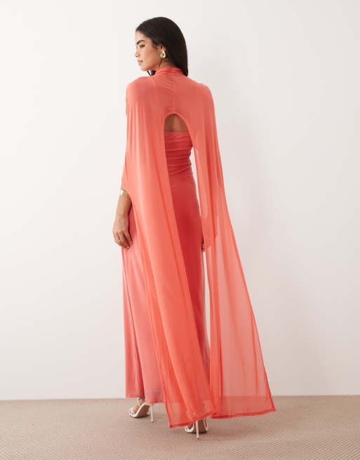 ASOS DESIGN – Korallfärgad maxiklänning med lång cape, 2 av 4