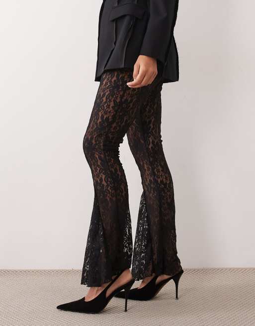 ASOS DESIGN koronkowe spodnie z rozszerzanymi nogawkami w kolorze czarnym, 2 z 5