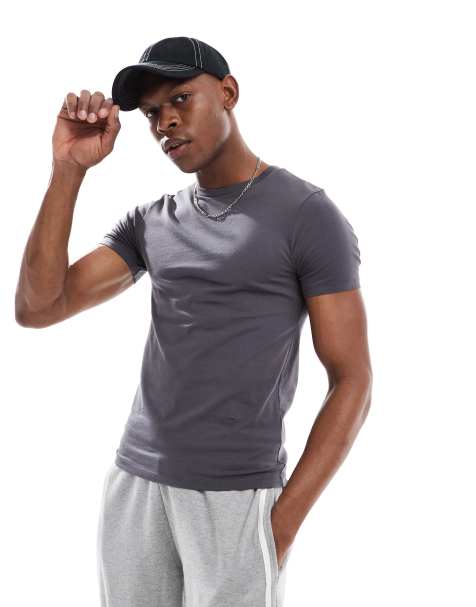 ASOS DESIGN – Körperbetontes Basic-T-Shirt in Anthrazit - view 1