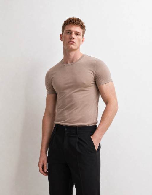 ASOS DESIGN – Körperbetontes Basic-T-Shirt in Steinbeige, 9 von 10