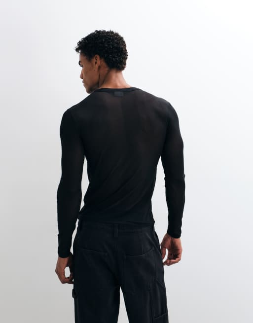 ASOS DESIGN körpernahes Langarm-Henley-T-Shirt aus schwarzem Mesh, 4 von 5