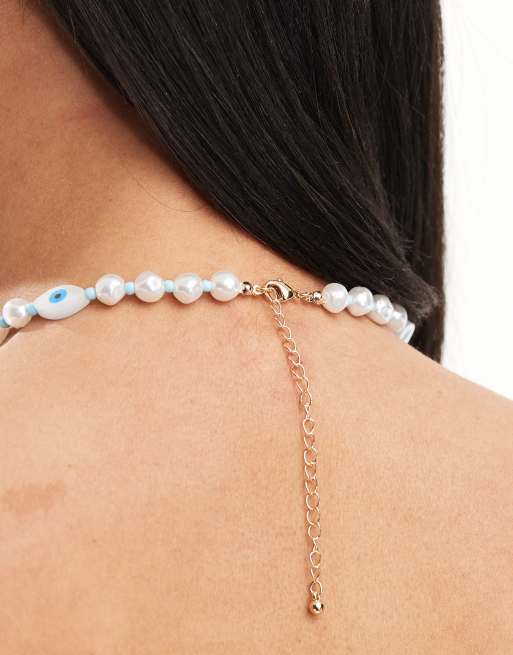 ASOS DESIGN – Kort halsband med fuskpärlor och ögondesign, 4 av 4