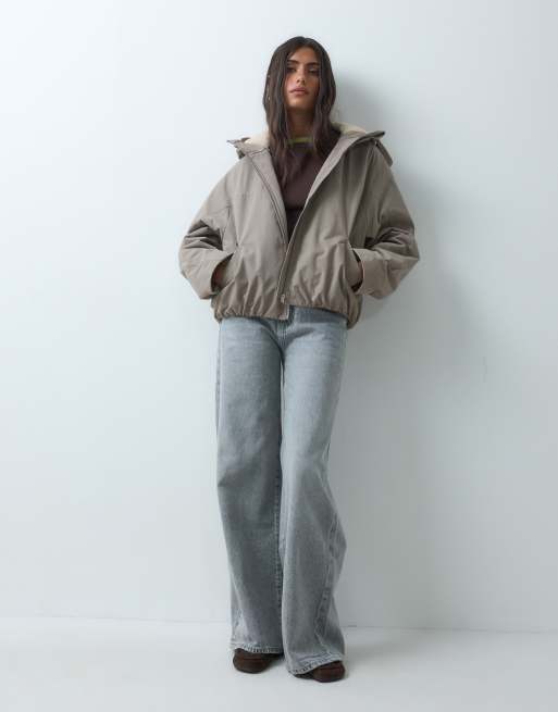 ASOS DESIGN kort regnfrakke med hætte og borg-for i neutral, 2 af 4