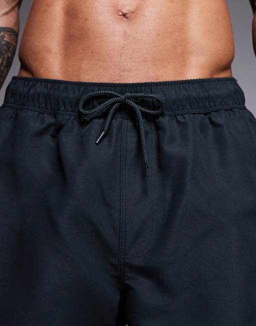 ASOS DESIGN - Korte badeshorts med cargolommer i sort, 5 af 5