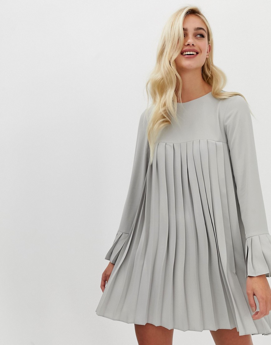 ASOS DESIGN - Korte jurk met A-lijn, lange mouwen en plooien in grijs