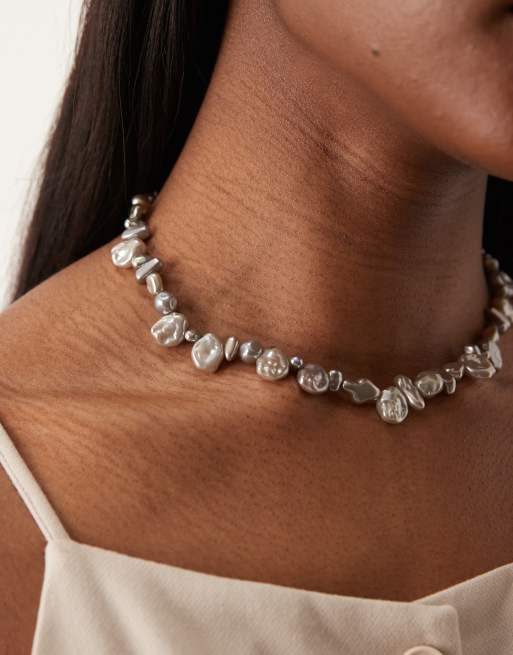 ASOS DESIGN - Korte ketting met rijen imitatieparels in grijs