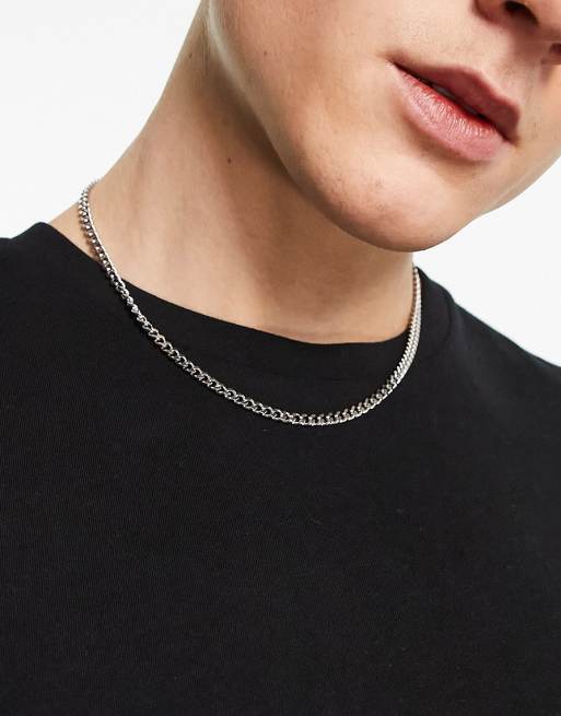 ASOS DESIGN - Korte smalle schakelketting van 4mm ketting van waterbestendig roestvrij staal in zilverkleur 