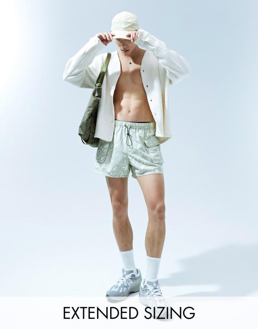ASOS DESIGN - Korte zwemshort met camouflageprint in kaki 