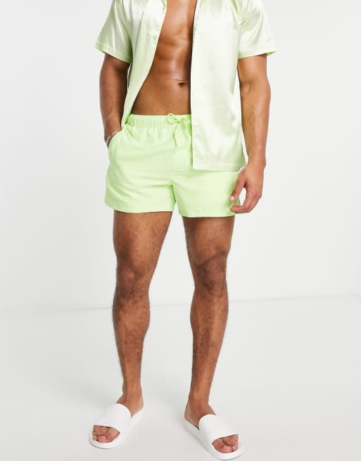 ASOS DESIGN - Korte zwemshort met plat gestikte plooitjes in lichtgroen