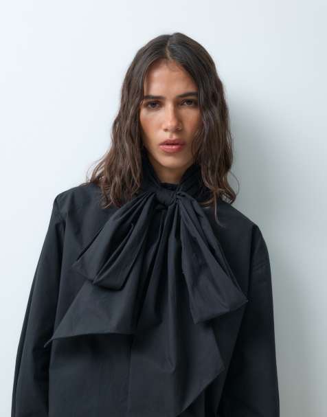 ASOS DESIGN koszula z dużą kokardą przy szyi w czerni - view 1