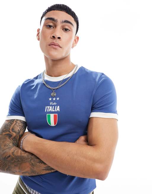 ASOS DESIGN – Koszulka piłkarska o kroju podkreślającym sylwetkę z nadrukiem „Italia”