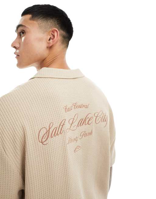 ASOS DESIGN – Koszulka polo oversize o waflowej fakturze, z haftem na plecach