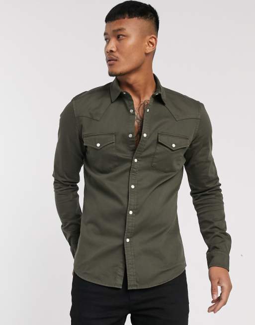 ASOS DESIGN – Kowbojska koszula jeansowa o obcisłym kroju w kolorze khaki