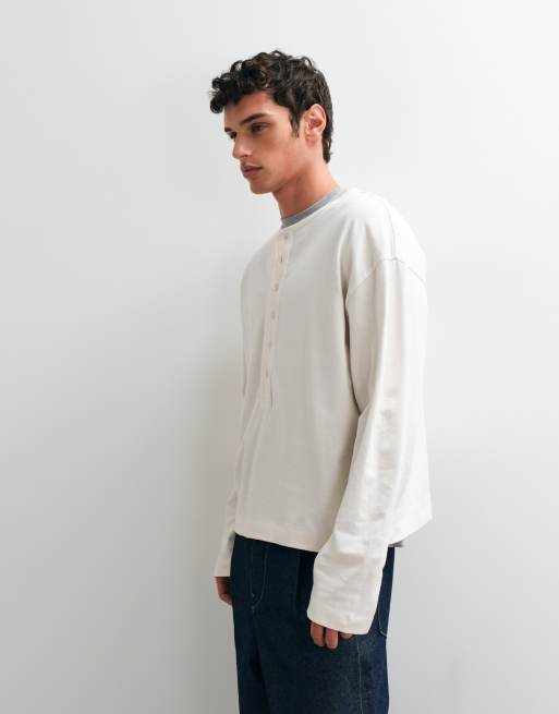 ASOS DESIGN kraftig boxig oversize långärmad t-shirt med henley-ringning i cream, 3 av 5
