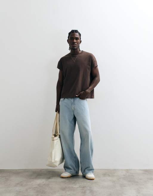 ASOS DESIGN kraftig boxig oversize-t-shirt med cap sleeve i brun, 4 av 5