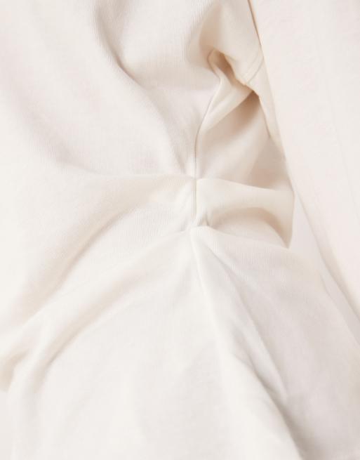 ASOS DESIGN – Krämfärgad t-shirt med långa ärmar och bara axlar, 3 av 4