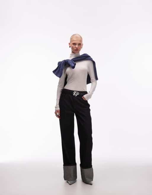 ASOS DESIGN – Krämvit, lång, skir topp med polokrage, 3 av 4