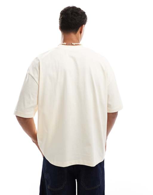 ASOS DESIGN – Krämvit, oversize t-shirt i boxig passform med souvenirtryck, 3 av 4