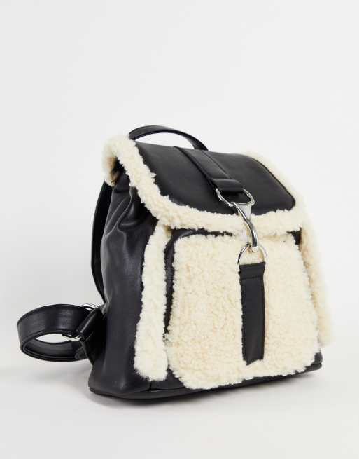 ASOS DESIGN – Krämvit ryggsäck i teddymix