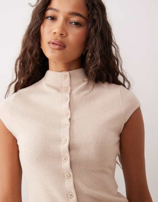 ASOS DESIGN – Krämvit, supermjuk topp med hög krage och knäppning, 3 av 4