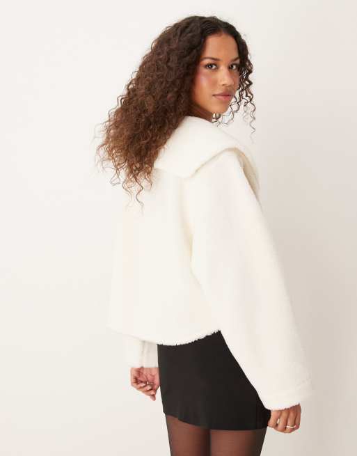 ASOS DESIGN – Kremowa kurtka oversize z kożuszka z kołnierzem, 4 z 4