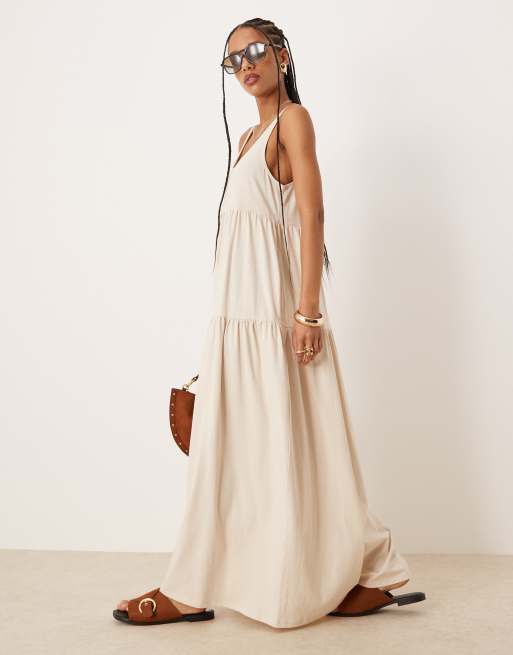 ASOS DESIGN – Kremowa warstwowa sukienka trapezowa maxi z dekoltem w kształcie litery U