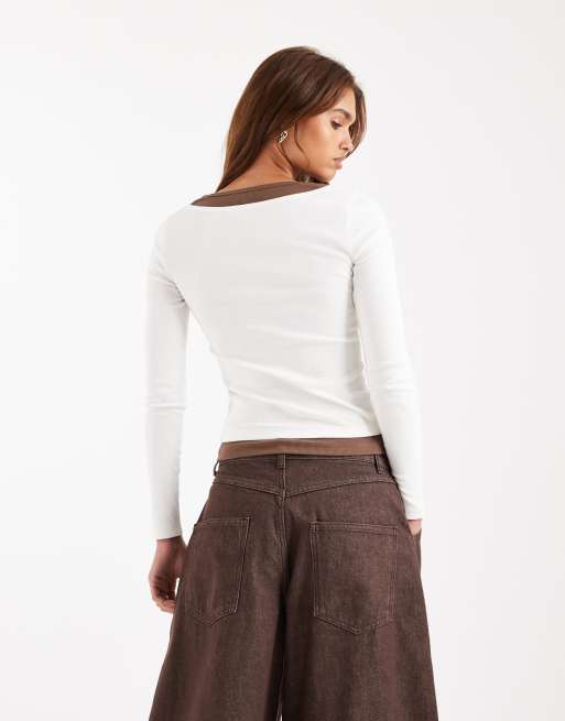 ASOS DESIGN – Kremowo-czekoladowy dwuwarstwowy top z długimi rękawami, 3 z 4