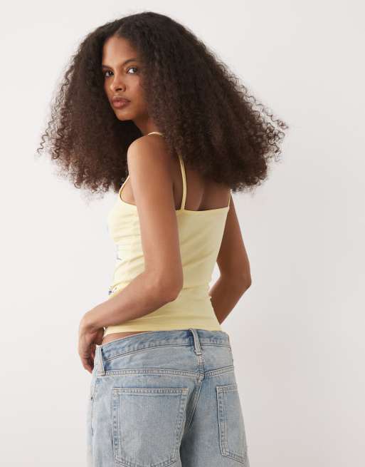 ASOS DESIGN – Kremowożółty top na ramiączkach z grafiką wyspy, 2 z 4