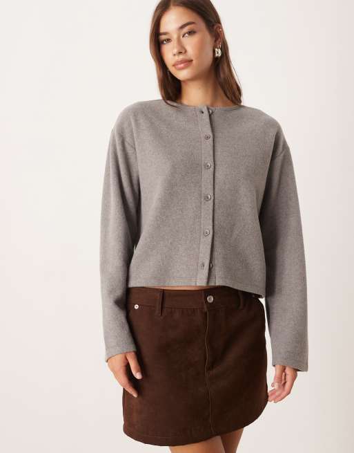 ASOS DESIGN – Kremowy bardzo miękki top z długimi rękawami zapinany na guziki, część zestawu