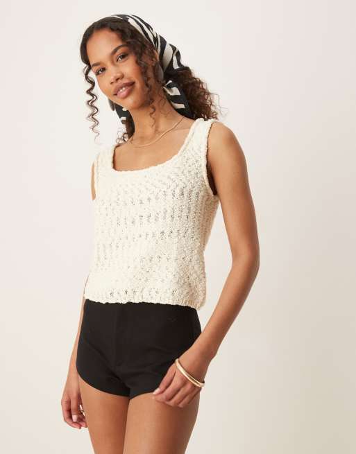 ASOS DESIGN – Kremowy dzianinowy top na ramiączkach z kwadratowym dekoltem z fakturowanej przędzy